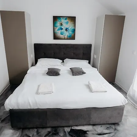 Andrew Apartment Cluj-Napoca